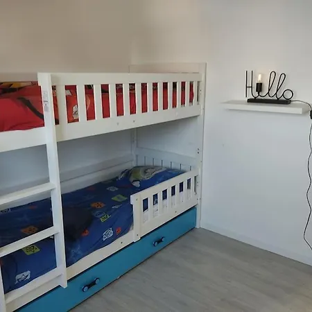 à 300m De La Avec Parking Privé