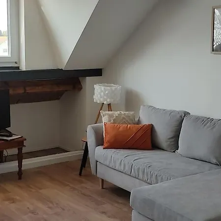 à 300m De La Avec Parking Privé *
